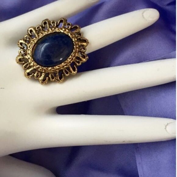 VTg Sodalite Cabochon Gold Plated Adj Large Ring - Picture 6 of 7